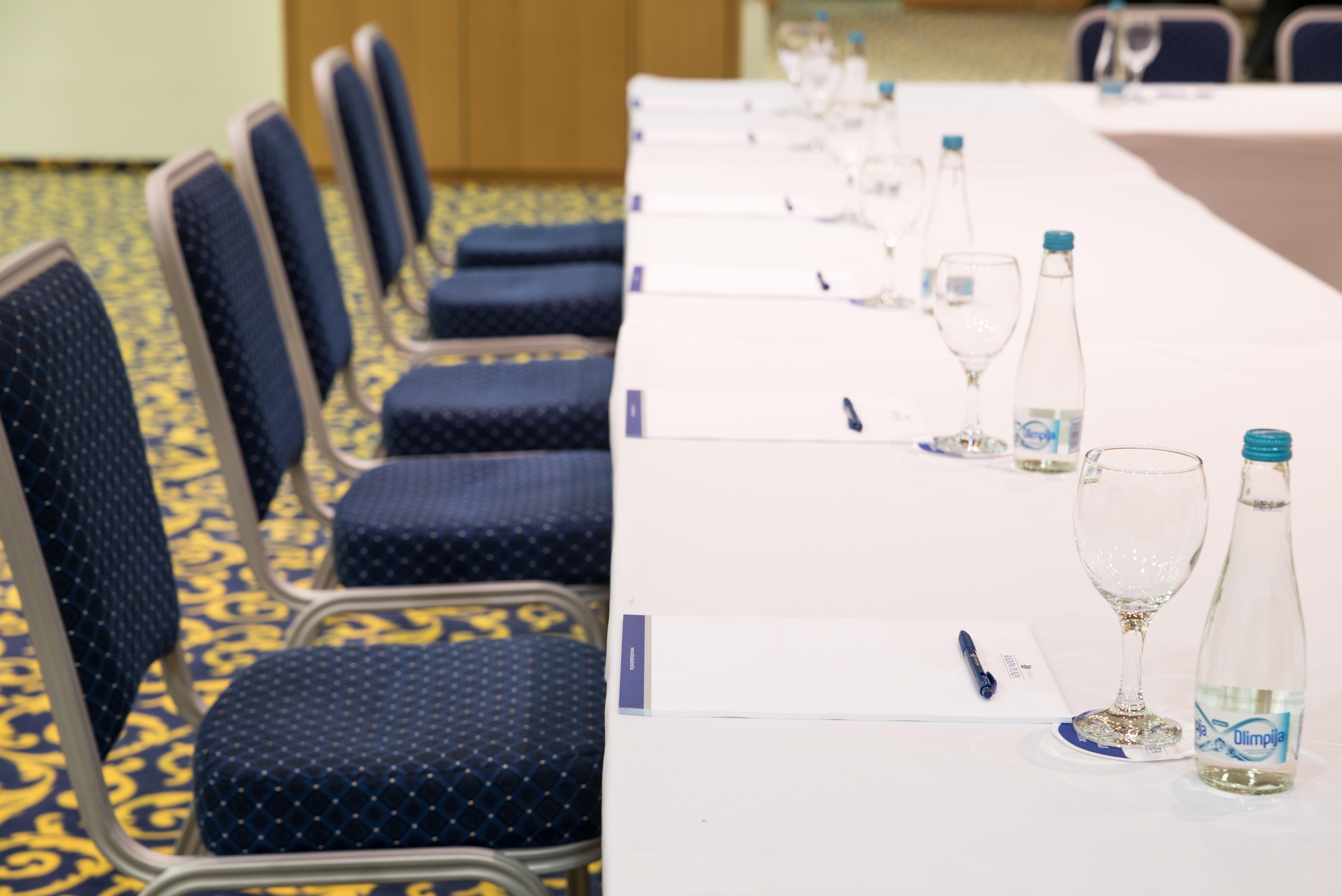 Radon Plaza Hotel Sarajevo Exterior photo Meeting room