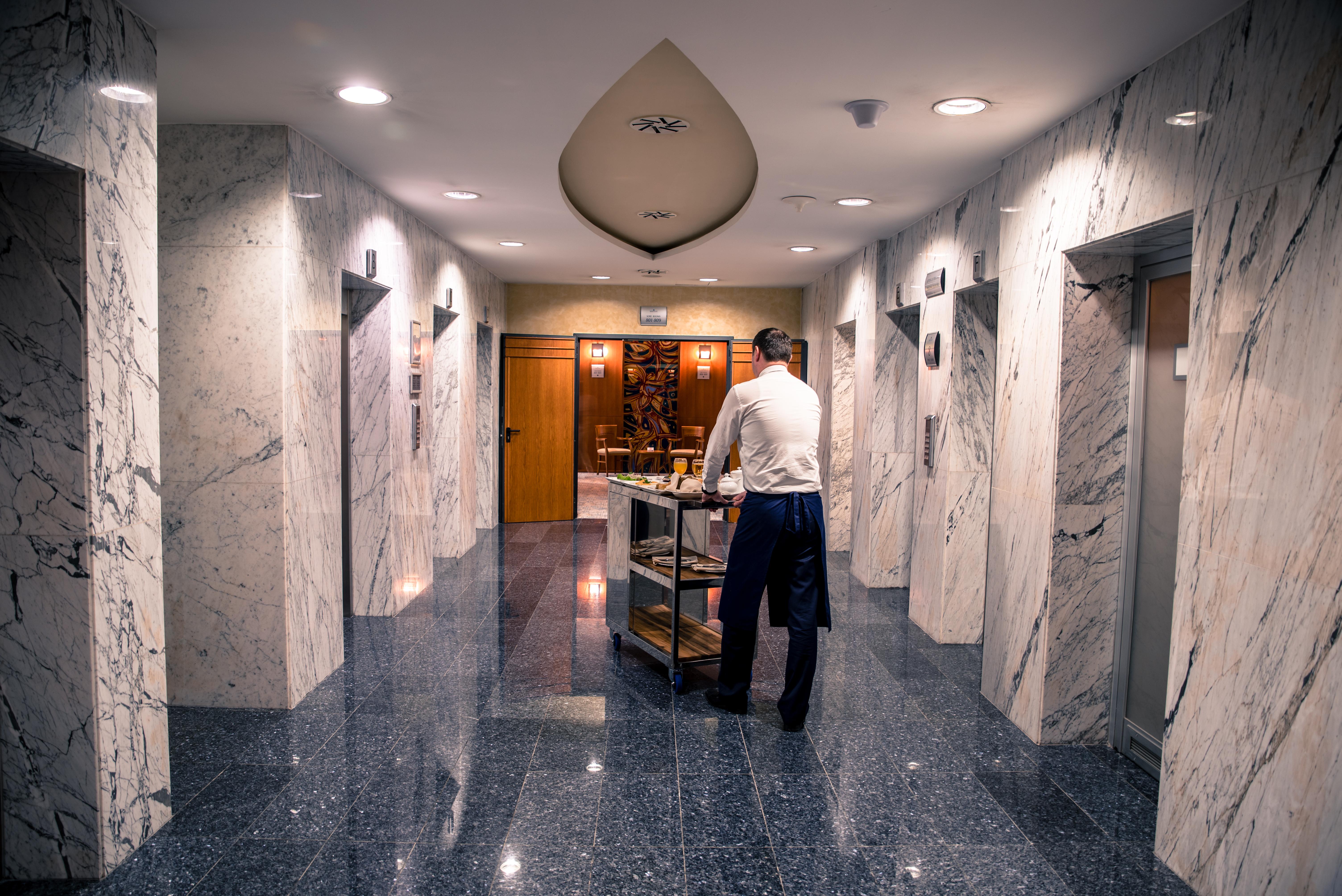 Radon Plaza Hotel Sarajevo Exterior photo A bellboy at the Four Seasons Hotel in Washington, D.C.