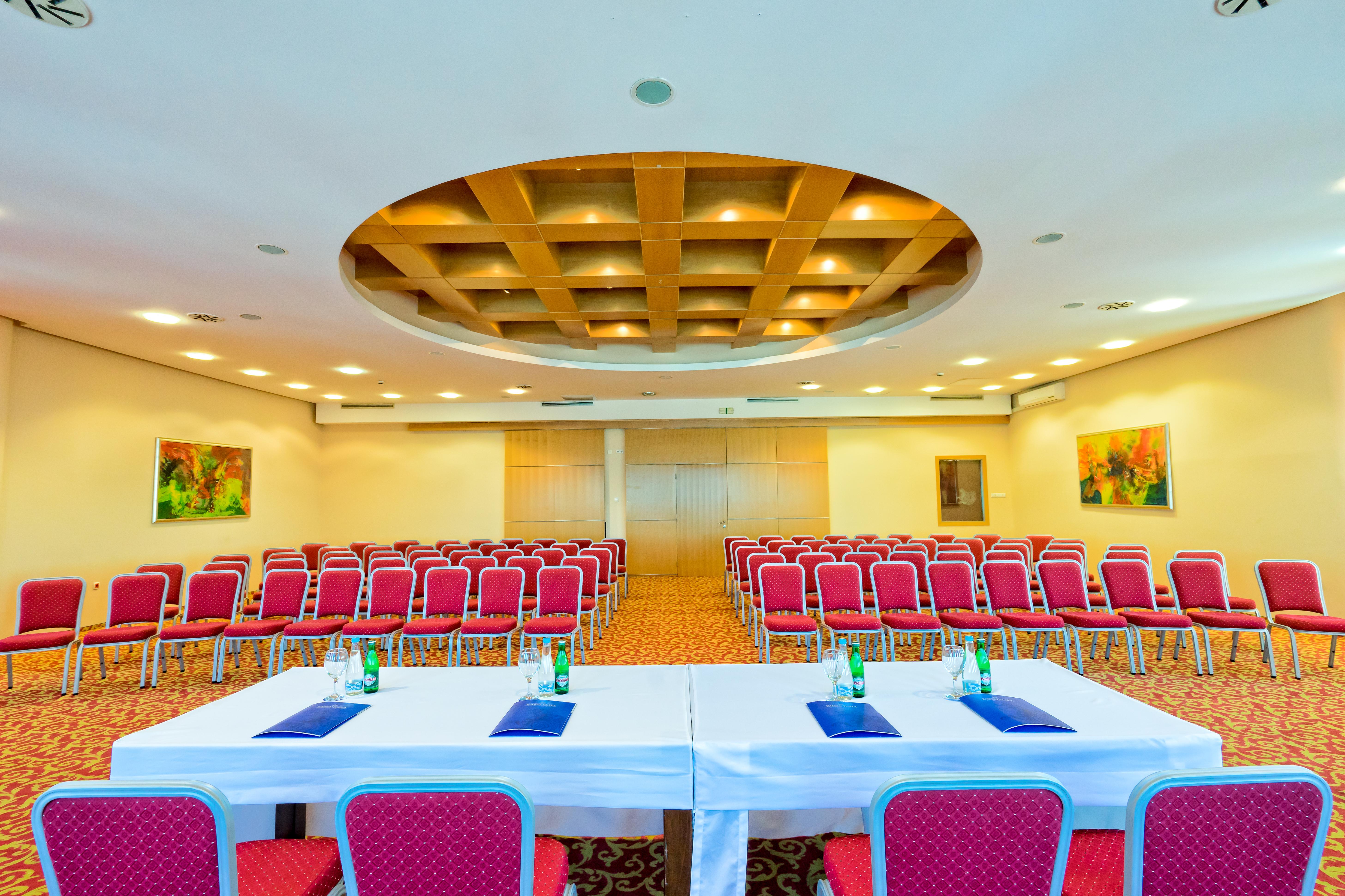 Radon Plaza Hotel Sarajevo Exterior photo Meeting room